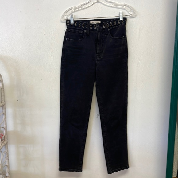 Madewell Classic Straight Jeans in Lunar Wash: Grommet Edition - Picture 6 of 9
